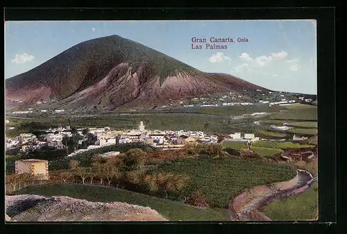AK Las Palmas, Guia, Ortsansicht gegen Berg