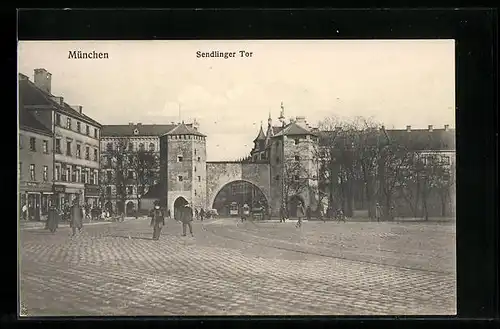 AK München, Sendlinger Tor mit Geschäften und Strassenbahn