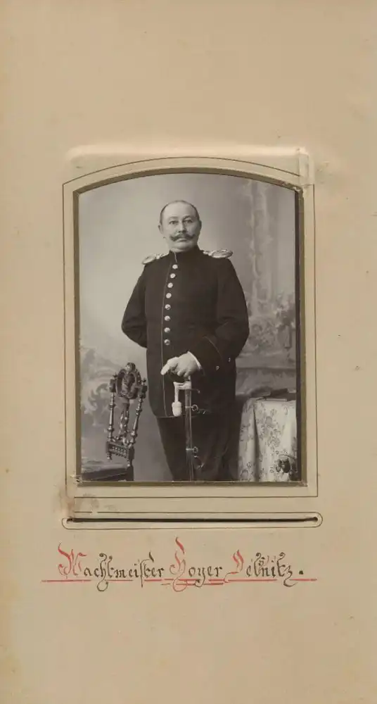Fotoalbum mit 39 Fotografien Polizei Mylau i. V., 25 jähr. Dienstjubiläum, Wachtmeister, Uniform, Orden, EK, Pickelhaube 17