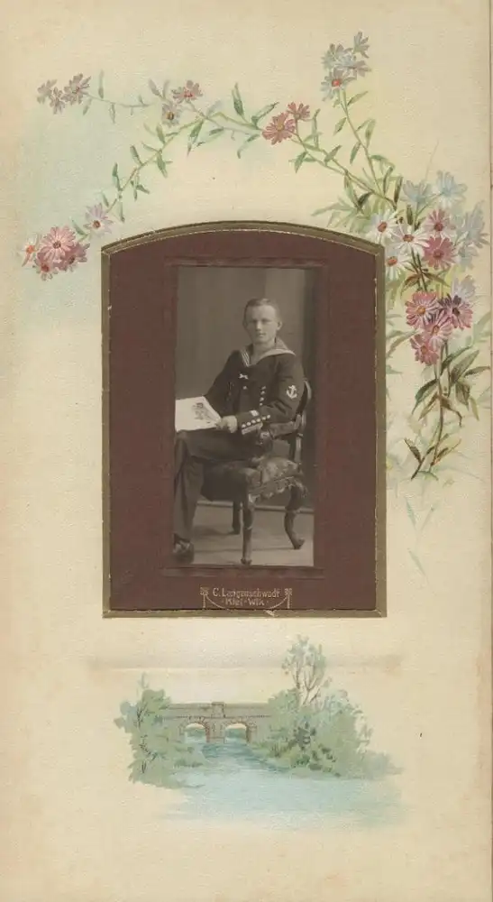 Fotoalbum mit 39 Fotografien Polizei Mylau i. V., 25 jähr. Dienstjubiläum, Wachtmeister, Uniform, Orden, EK, Pickelhaube 20