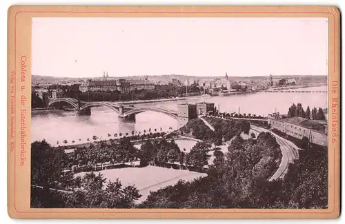 Fotografie Friedrich Szesztokat, Köln, Ansicht Coblenz, Blick auf die Stadt mit der Eisenbahnbrücke