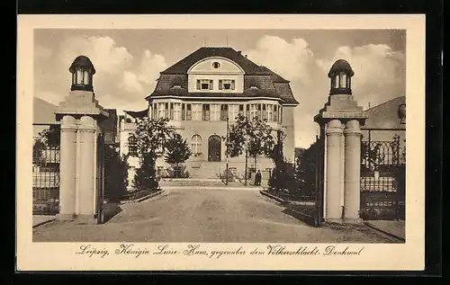 AK Leipzig, Königin Luise-Haus, gegenüber dem Völkerschlacht-Denkmal