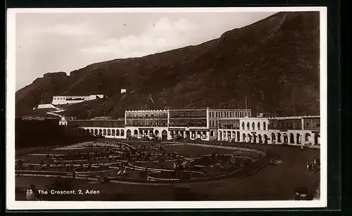 AK Aden, The Crescent