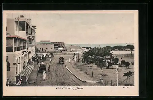 AK Aden, The Crescent
