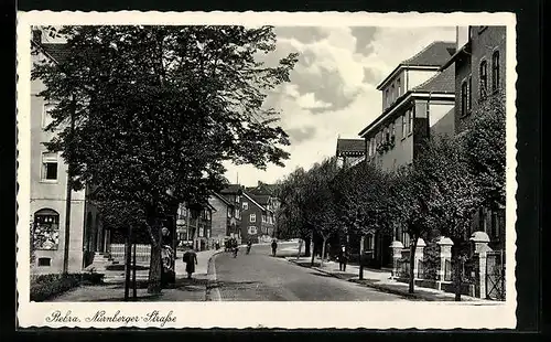 AK Bebra, Nürnberger-Strasse mit Cafe und Geschäft