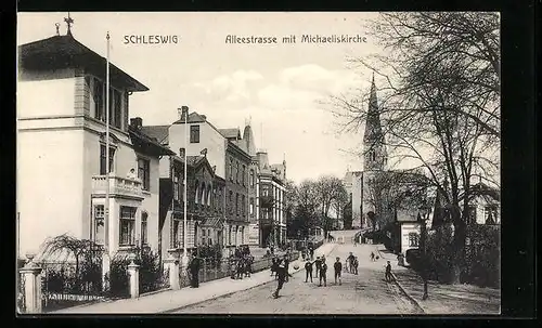 AK Schleswig, Alleestrasse mit Michaeliskirche