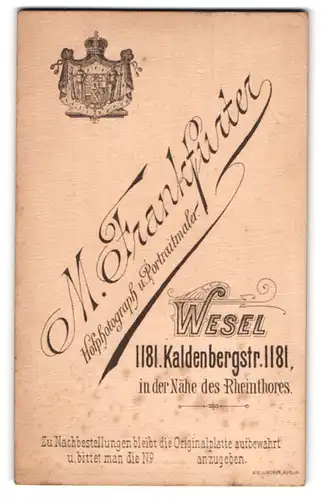 Fotografie M. Frankfurter, Wesel, Kaldenbergstr. 1181, königliches Wappen über der Anschrift des Ateliers
