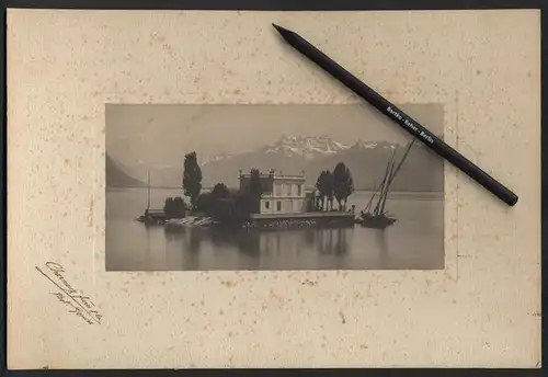 Fotografie Charnaux freres, Geneve, Ansicht Montreux, Blick auf die Insel mit der Villa Salagnon