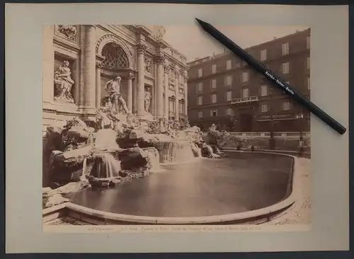 Fotografie F. Illi d`alessandri, Roma, Ansicht Roma, Fontana di Trevi-Eretta da Clamente XII per opera di Niccolo Salvi