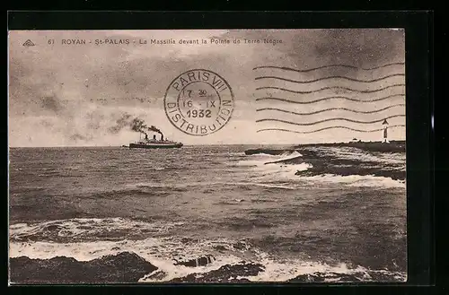 AK Royan-St-Palais, La Massilia devant la Pointe de Terre Negre, Passagierschiff