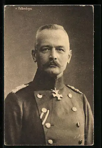 AK Heerführer von Falkenhayn in dekorierter Uniform