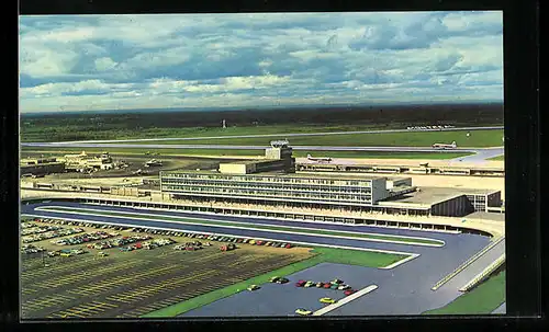 AK Montreal, International Airport aus der Vogelschau, Flughafen