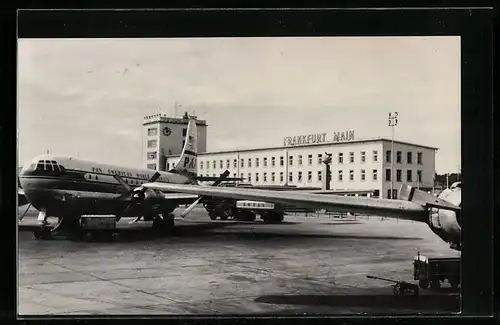 AK Frankfurt a. M., Flughafen mit Gebäude und Pan American-Maschine