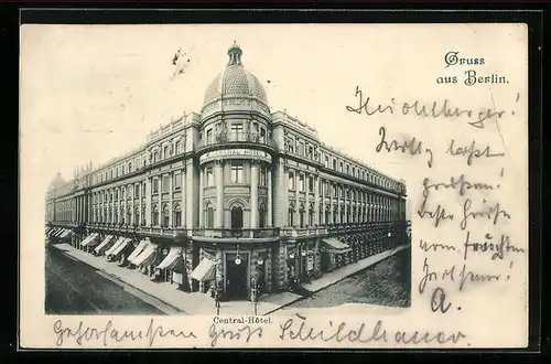 AK Berlin, Strassenpartie mit Central-Hotel