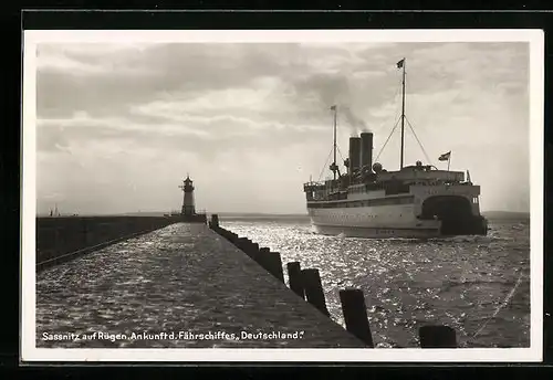 AK Sassnitz /Rügen, Ankunft d. Fährschiffes Deutschland