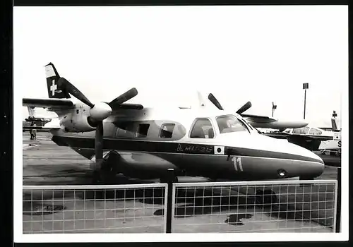 Fotografie Flugzeug Mitsubishi MU-2G, Schulterdecker Passagierflugzeug