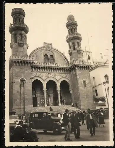 Fotografie unbekannter Fotograf, Ansicht Algier, Kathedrale neben dem Palast des Gouverneur's