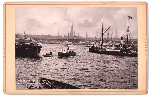 Fotografie Conrad Döring, Hamburg, Ansicht Hamburg, Blick auf den Hafen mit Dampfschiffen