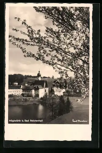 AK Höglwörth, Ortsansicht im Frühling