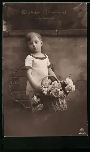 Foto-AK RPH Nr. 4230 /4: Junge mit einem Blumenkorb, Geburtstagsgruss