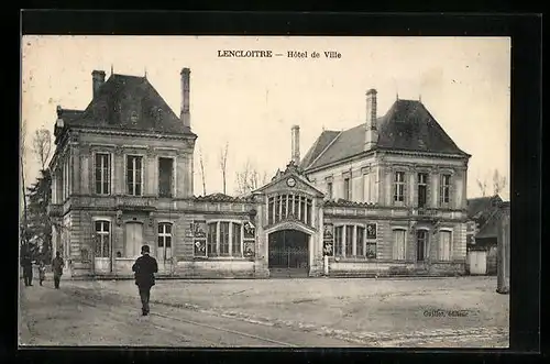 AK Lencloitre, Hotel de Ville