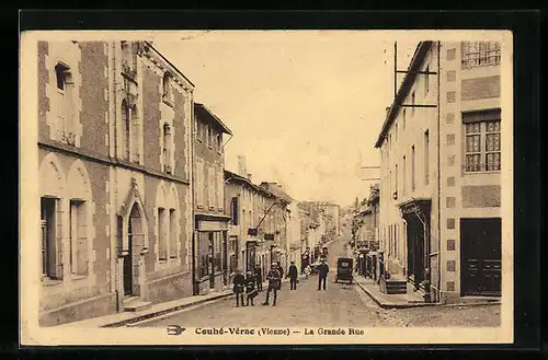 AK Couhé-Vérac, La Grande Rue