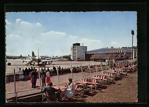 AK Hannover, Flughafen, Aussichtsbereich am Flughafengebäude