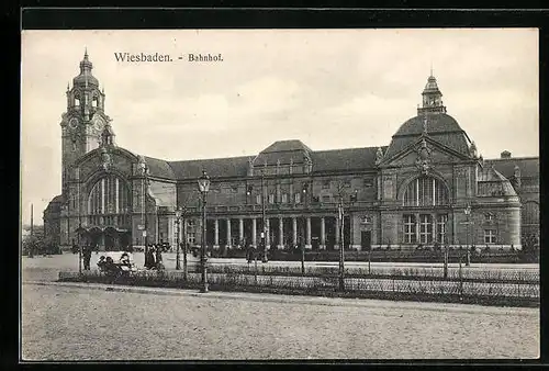 AK Wiesbaden, Totalansicht vom Bahnhof