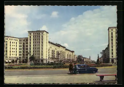 AK Berlin, Karl-Marx-Allee mit Neubauten