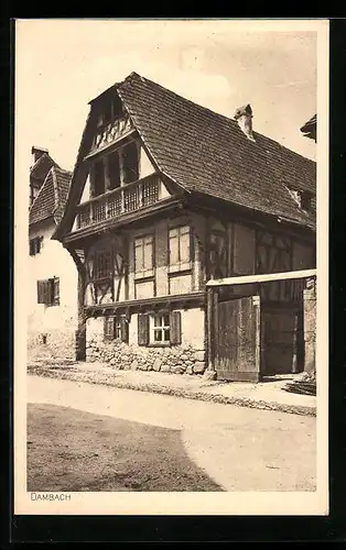 AK Dambach, Strassenpartie mit altem Bauernhaus