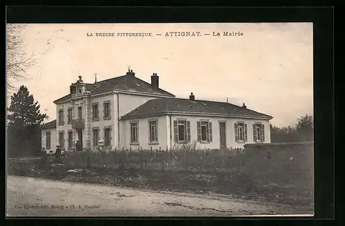 AK Attignat, La Mairie