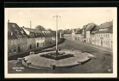 AK Hartha i. Sa., Markt mit Geschäften