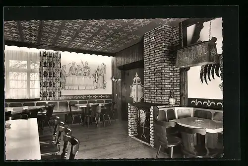 AK Erlenbach im Odenwald, Gastraum im Gasthaus Zum Adler