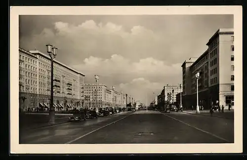 AK Berlin, Stalinallee mit Neubauten