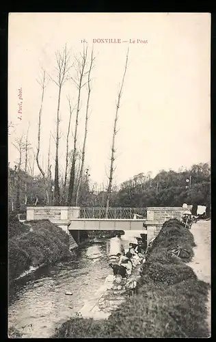 AK Donville, Le Pont