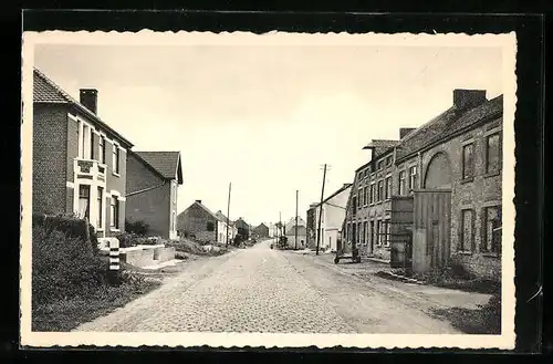 AK Thuillies, Rue de la Victoire (Ossogne)