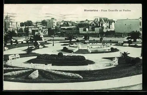 AK Montevideo, Plaza Trouville en Pocitos