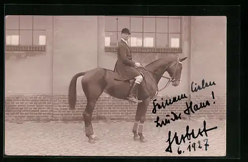 Foto-AK Reiter mit Monokel auf seinem Pferd