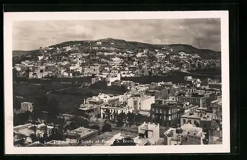AK Las Palmas, Al fondo el Barrio S. Bernardo