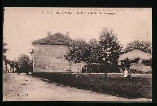 AK Curciat-Dongalon, La Place et la Rue de Bourgogne