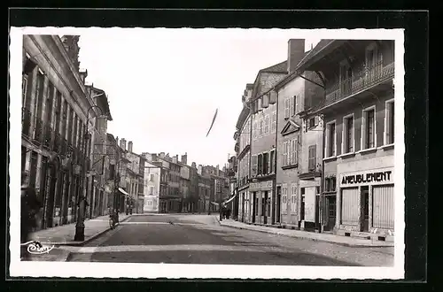 AK Pont-de-Vaux, Grande Rue et Mairie