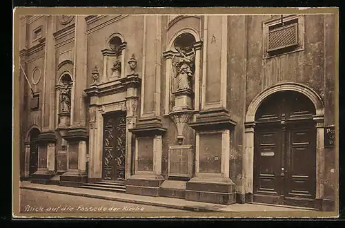 AK Köln /Rhein, Kloster der Usulinen, Lyzeum und Studienanstalt, Blick auf die Fassade der Kirche