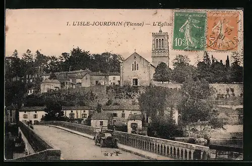 AK L`Isle-Jourdain, L`Eglise