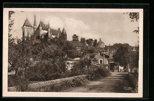 AK Iteuil, Le Château et l`entrée du Village d`Aigne