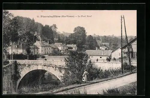 AK Pierrebuffière, Le Pont Neuf