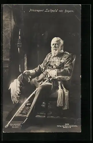 AK Prinzregent Luitpold von Bayern in Uniform mit Säbel