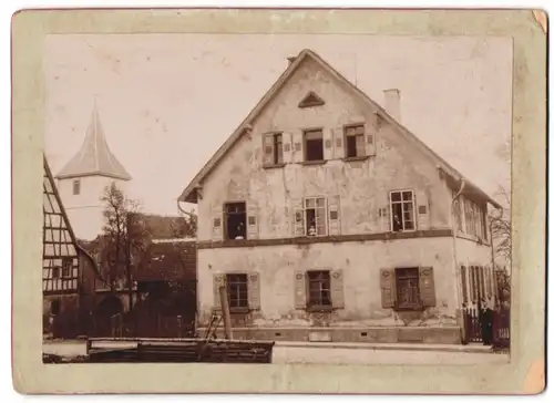 Fotografie unbekannter Fotograf, Ansicht Marschalkenzimmern, Blick auf das Pfarrhaus mit Friedhofskirche
