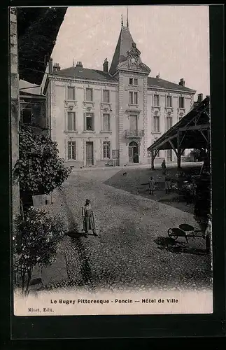 AK Poncin, Hôtel de Ville