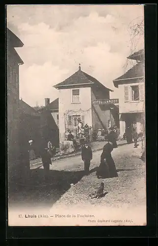 AK Lhuis, Place de la Fontaine