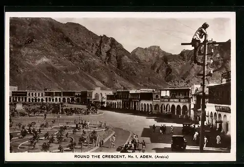 AK Aden, Round the Crescent